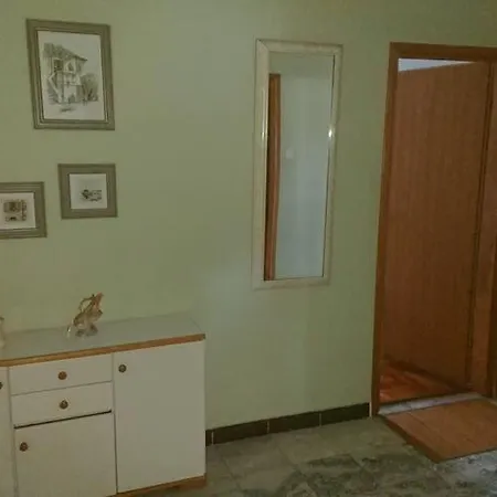 Near - Marica Apartman *